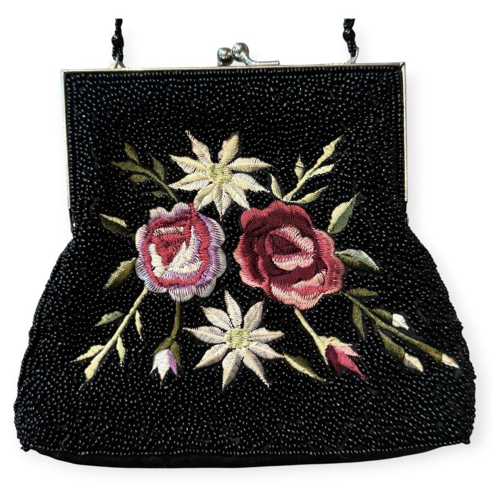 Y2K Style Black Beaded Floral Embroidered Kiss Lock Evening Bag Clutch Purse